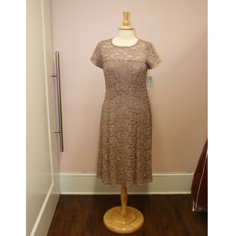NWT Alex Evening Glitter Lace Short sleeve Tea-length Cocktail Dress